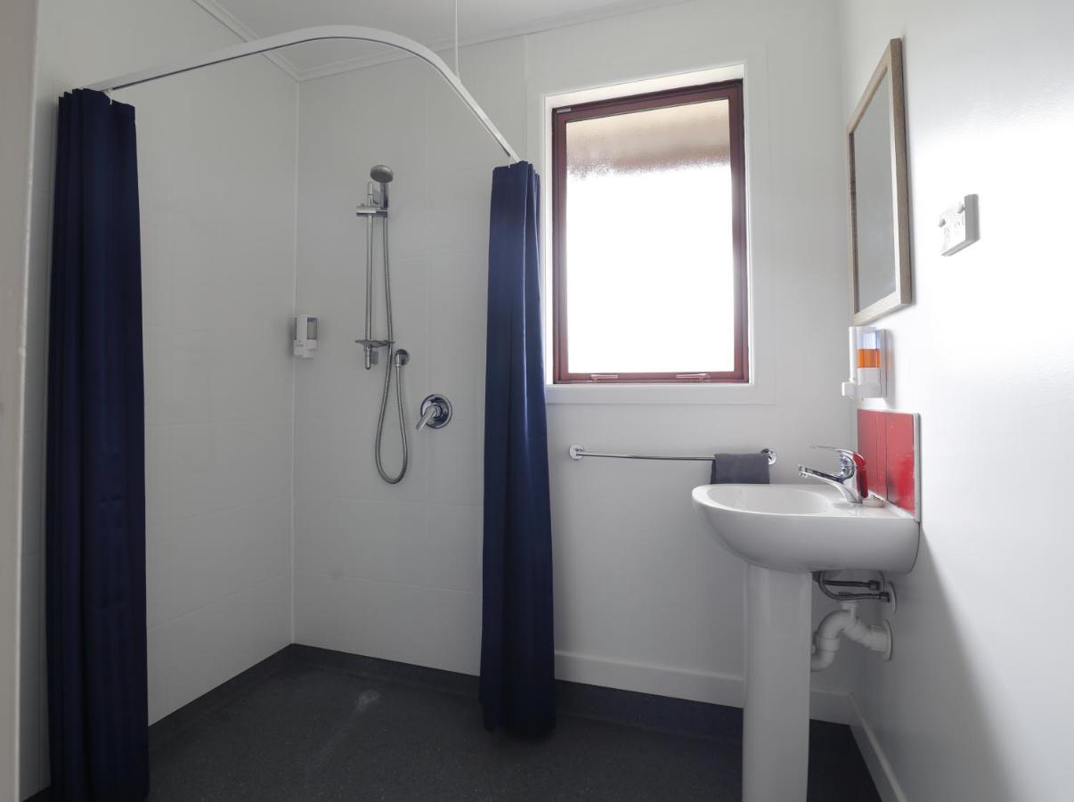 Mokonui Cottage - Te Anau Holiday Home Экстерьер фото