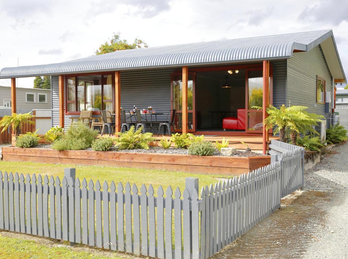 Mokonui Cottage - Te Anau Holiday Home Экстерьер фото